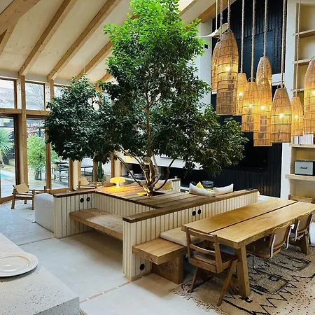 Maison D Architecte Contemporaine La Pierre Blanche Willa